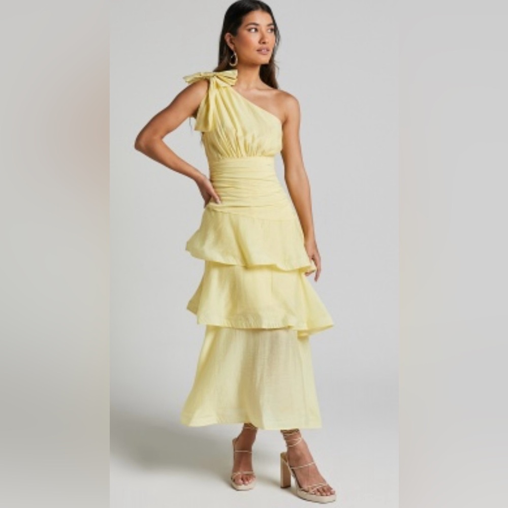 Yellow One-Shoulder Dress